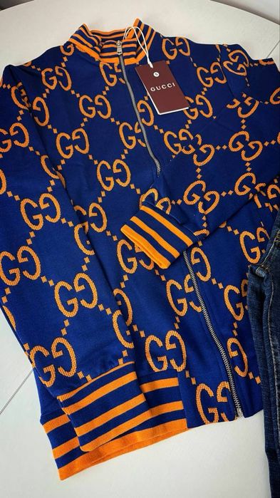 Pulover bluza barbati Gucci  
Calitate Premium
Calitate Premium