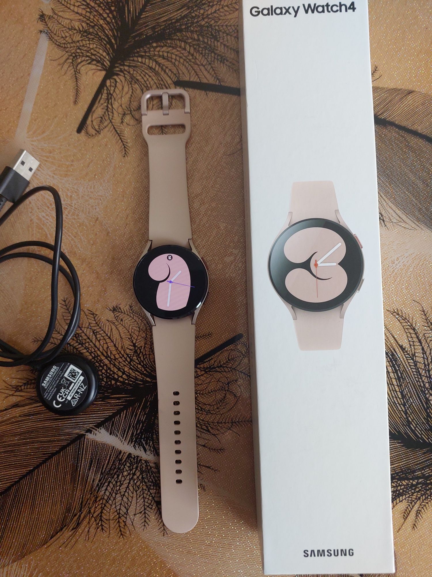 Часовник  Samsung Galaxy watch4