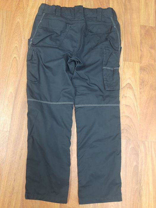 Engelbert  Strauss  .