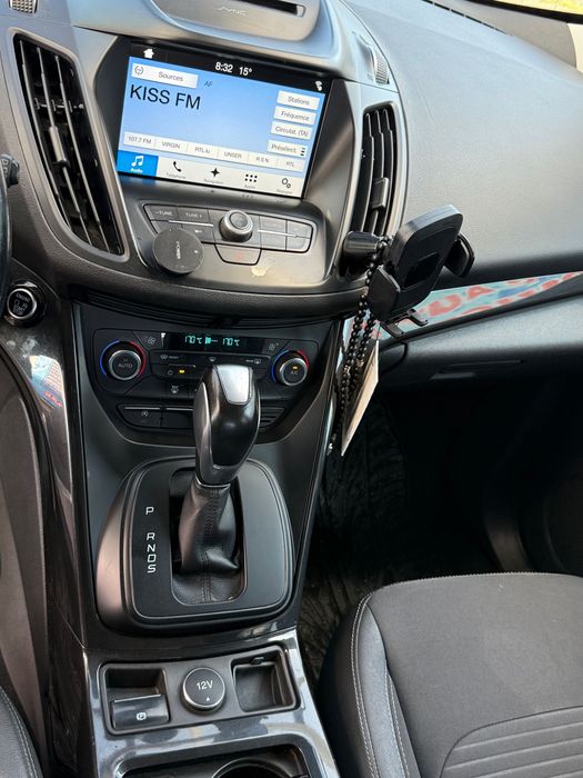 Vând ford kuga 2017
