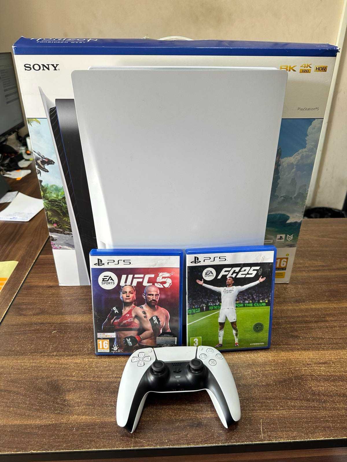 PlayStation 5 Disc Edition с 1 джойстик и 2 игри