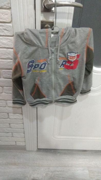 Продам Детская кофта