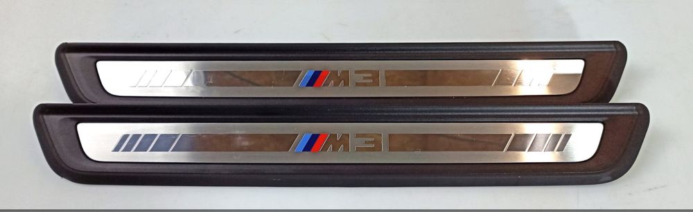 Оригинални BNW М3 Лайсни за праговете BMW M3 G80 G20