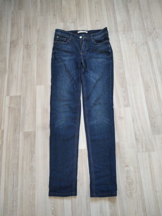 Джинсы от бренда MAC
