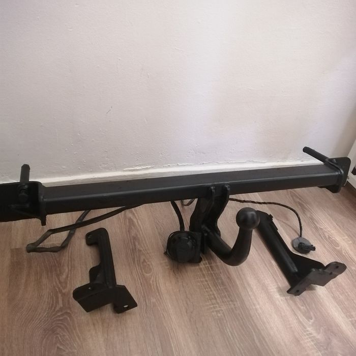 Cârlig tractare /REMORCARE