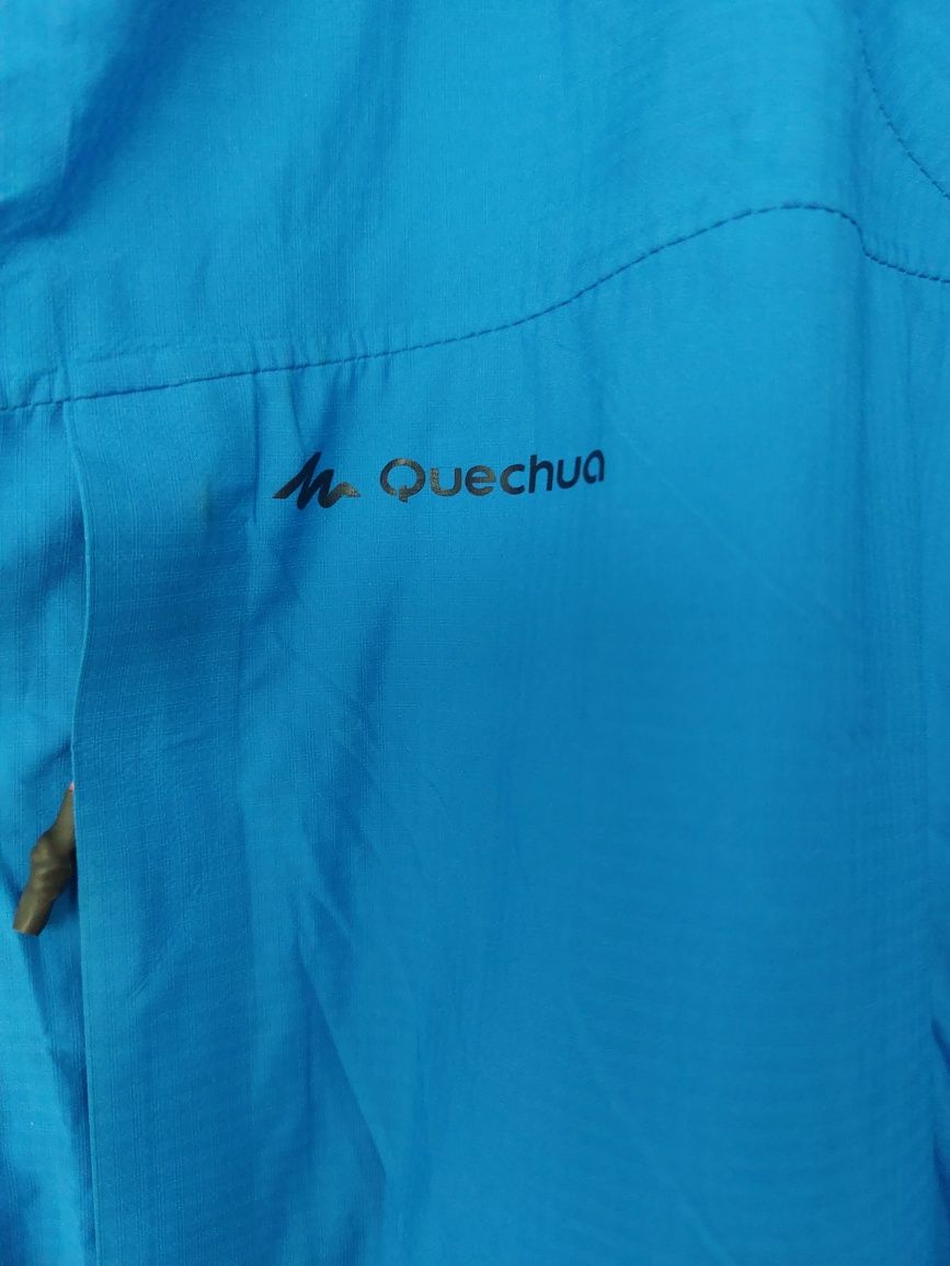 Водоустойчиво и дишащо яке Quechua от Decathlon Много запазено