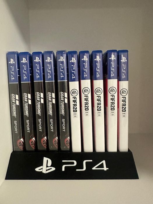 PlayStation 4 Slim 512GB + 2 manete + 5 jocuri (ca nou)