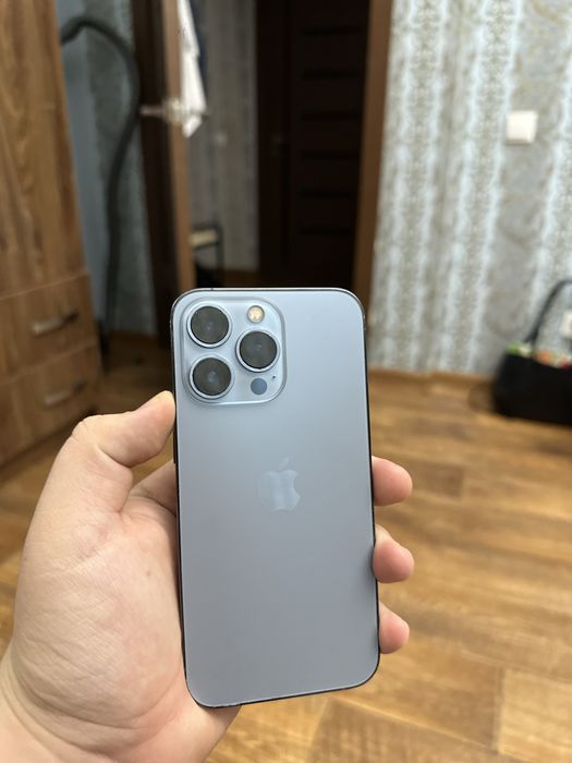 Айфон 13 про в хорошем состоянии