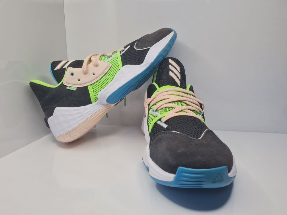 Маратонки Adidas Harden 4 GCA

Чисто нови с етикети без кутия.

Размер