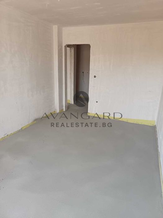 Продава се Двустаен апартамент в Пловдив, Остромила - 67 кв.м за 1476 €/кв.м - Снимка #3