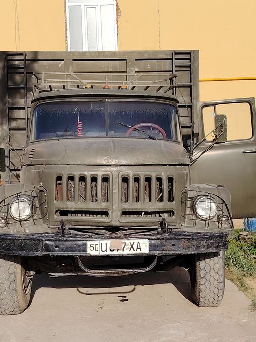 zil 130 ni 131 qilingan holati yaxshi  yurub turgan moshina yili 1984