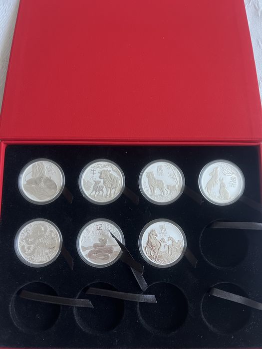 Лунар Серия 3 - 1 oz / унция , сребърни монети