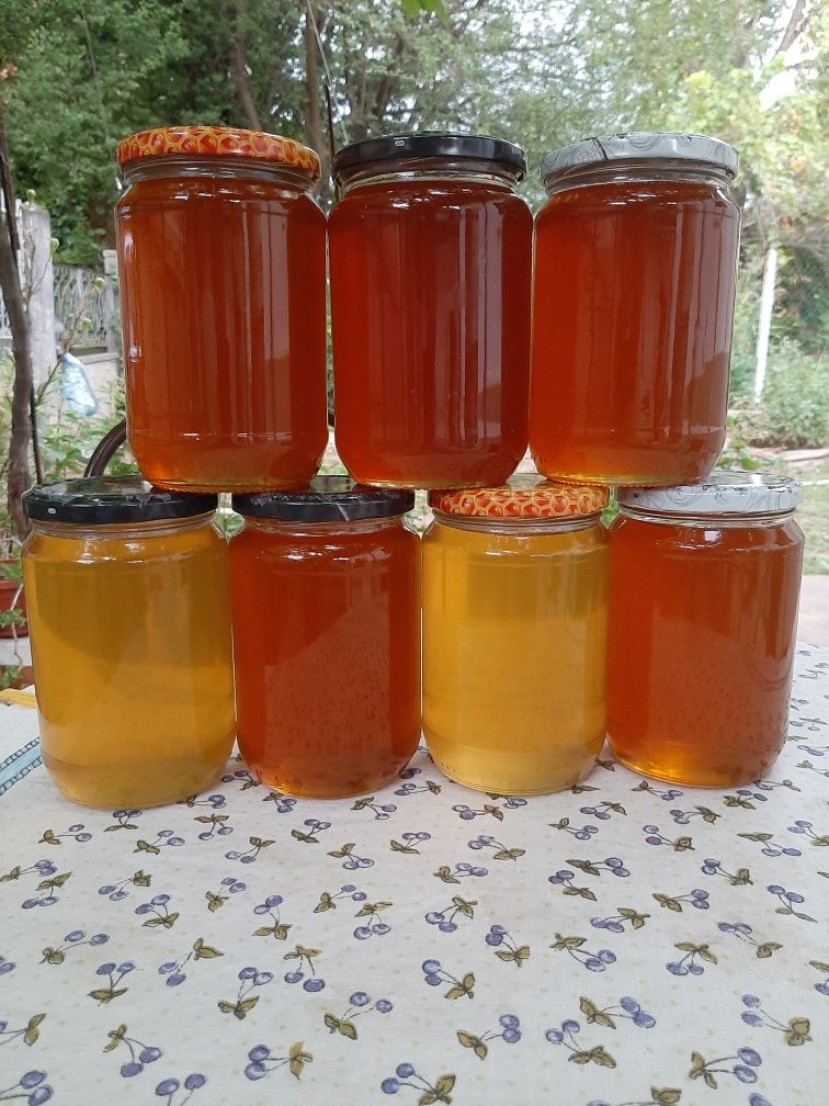 Продавам Пчелен Мед