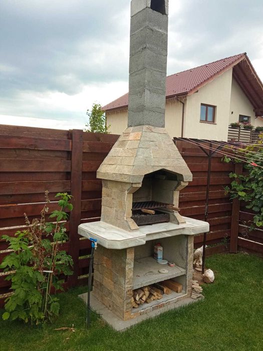 Gratar din beton armat