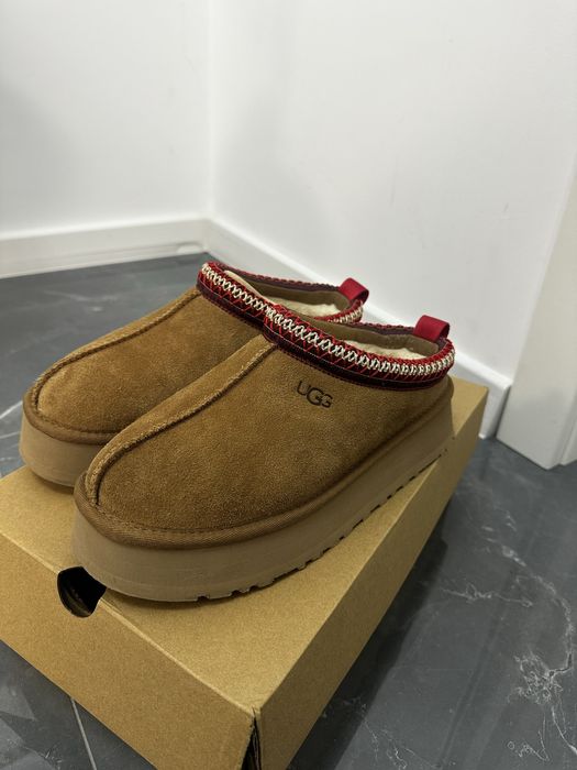 Cizme Ugg Tazz marimea 39