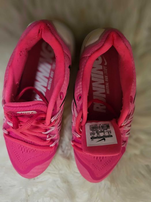 Дамски маратонки nike