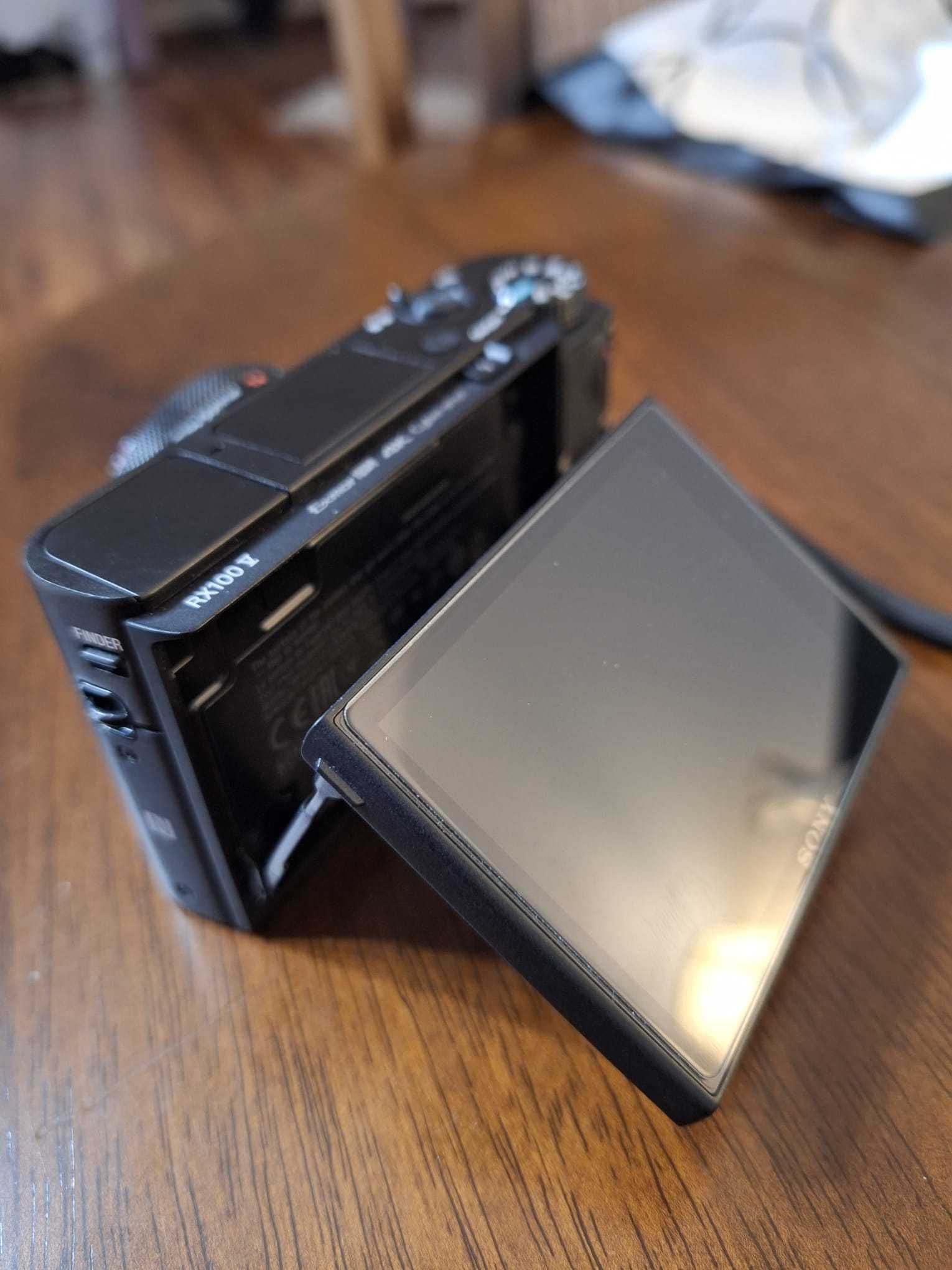 Sony Cyber-shot DSC-RX100 VA Aparat foto compact Premium