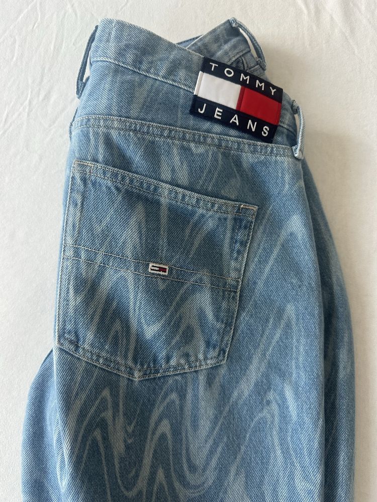Дънки tommy jeans 30/32