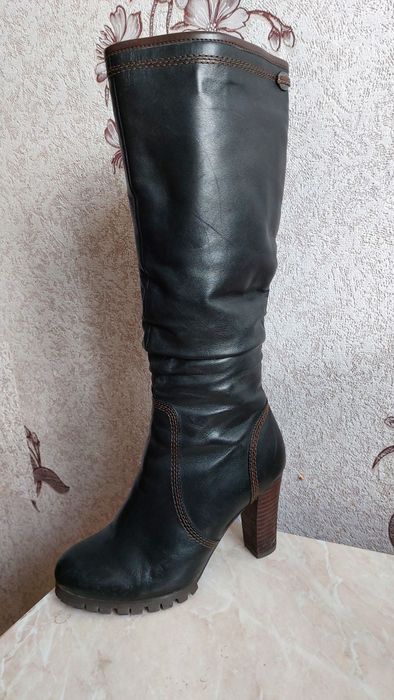 Продам сапоги женские