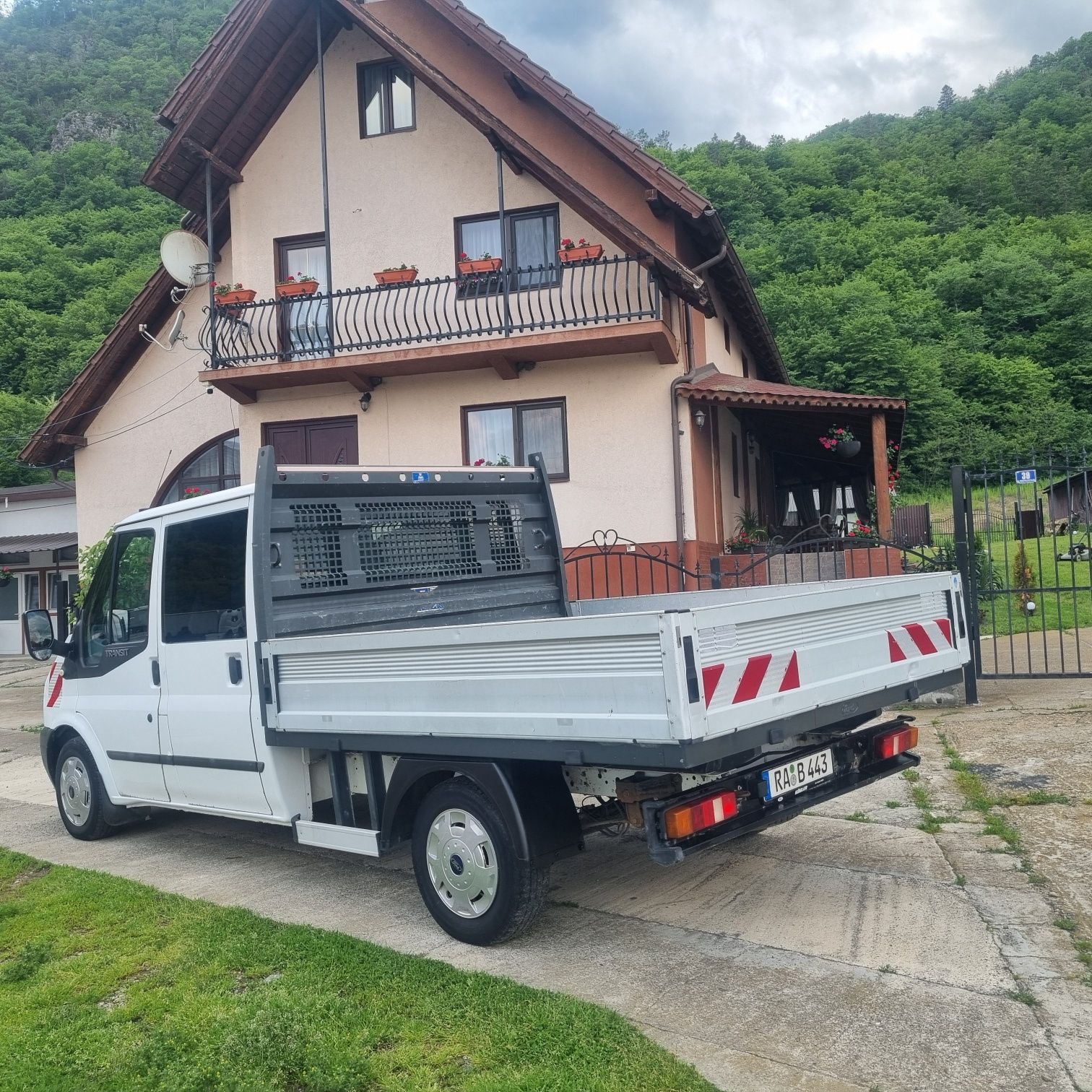 Vand ford transit 2.2 tdi 9ocuri klima webasto.6+1 trepte top.euro 5