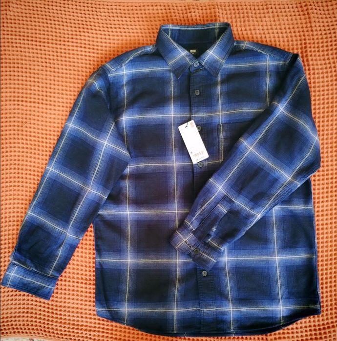 Продам новую рубашку из uniqlo