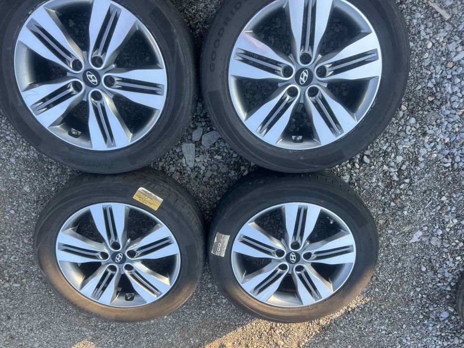 Оригинални джанни Хюндай 5/114.3 Hyndai IX35,Tucson 5x114.3

Употребяв