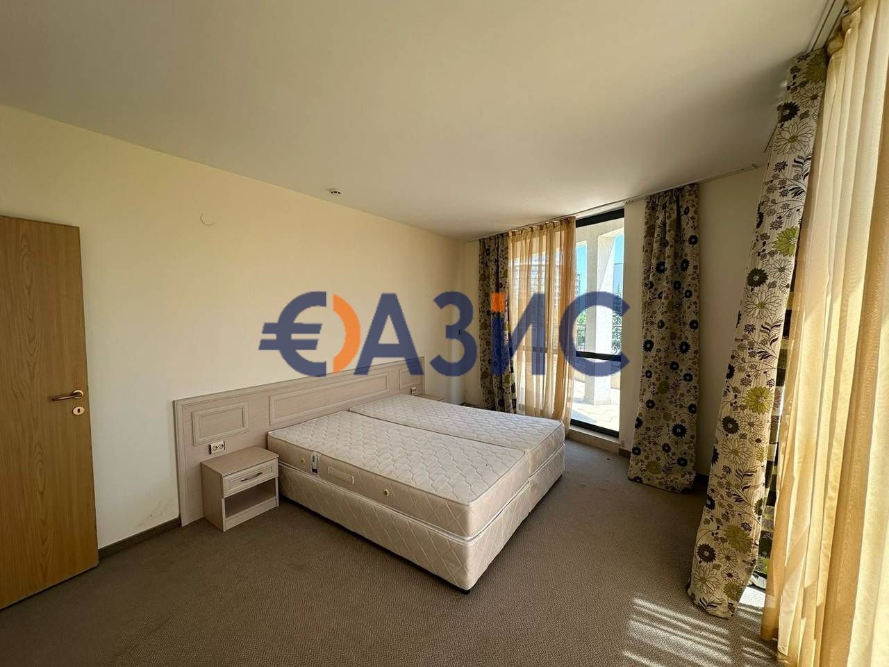 Продава се Двустаен апартамент в к.к. Слънчев бряг - 82 кв.м за 696 €/кв.м - Снимка #4