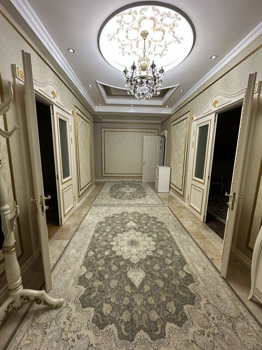 Продается квартира Ойбек метро ( Голден хаус)