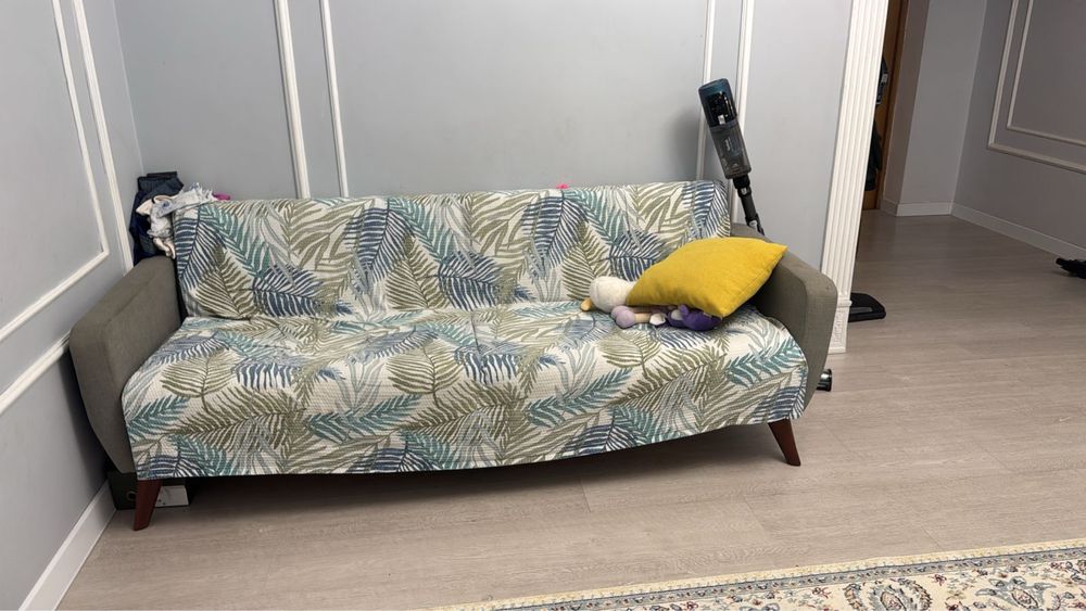 Диван продается !