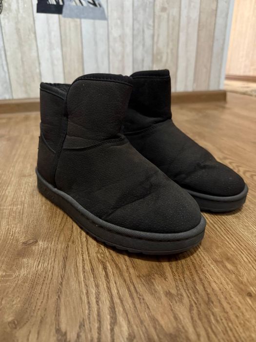 Зимняя женская обувь