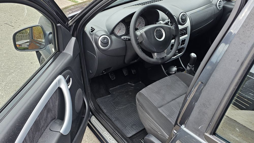 Dacia Sandero/Benzină/AC/Servo