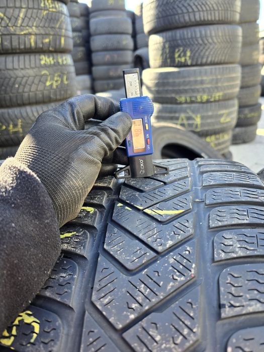 Anvelope de iarna 255-45r19 Pirelli