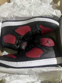 Air jordan acces bred 42