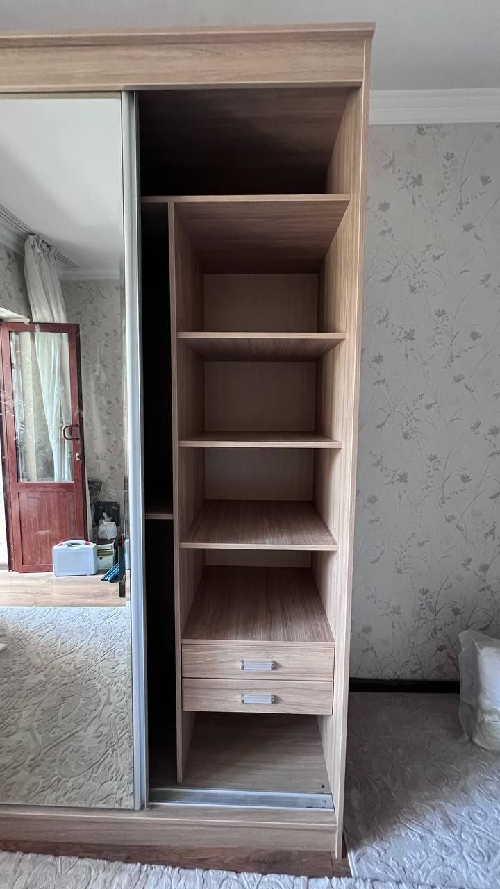 Продаётся шкаф купе