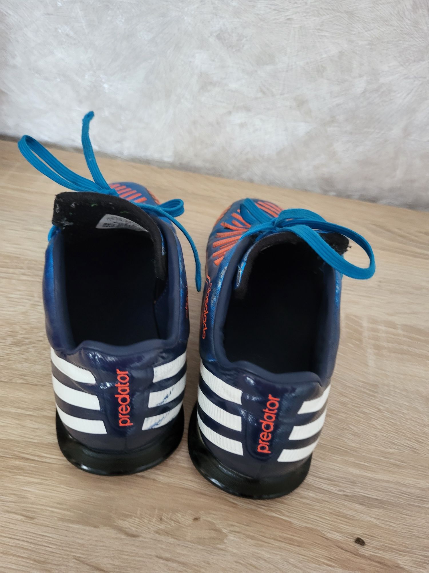 Pantofi sport Adidas Predator marimea 33 incaltaminte