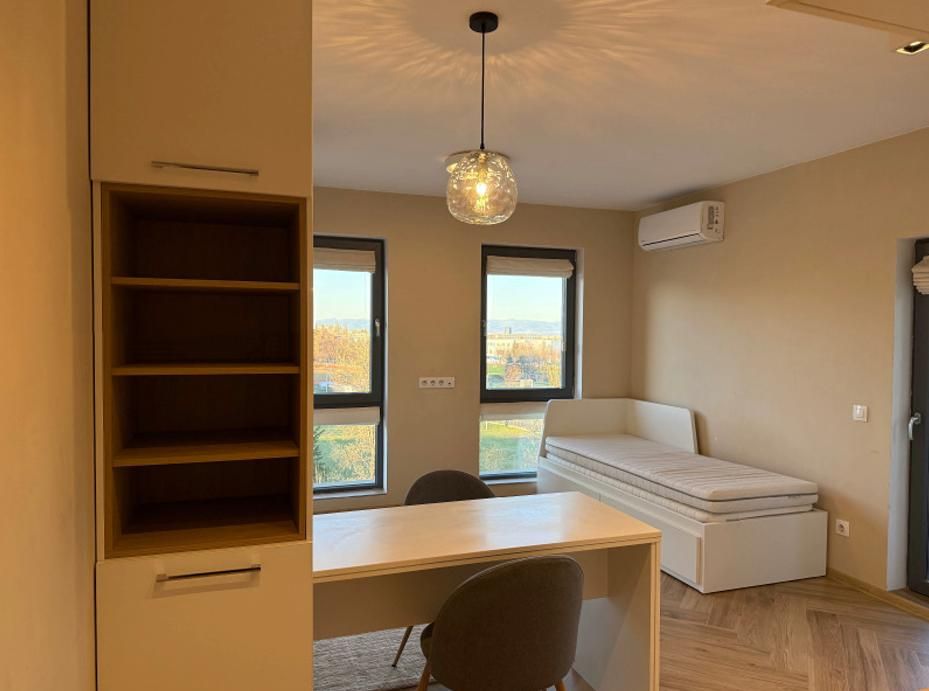 Дава се под наем Едностаен апартамент в София, Студентски град - 41 кв.м за 450 € - Снимка #2