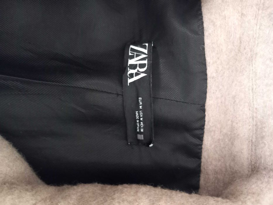 Палто zara в кафяво