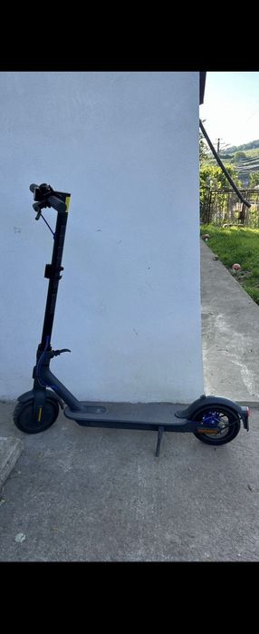 Vând trotineta electrică Xiaomi