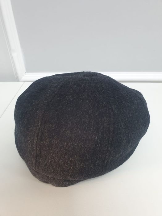 Продам зимнюю шапку размер 61