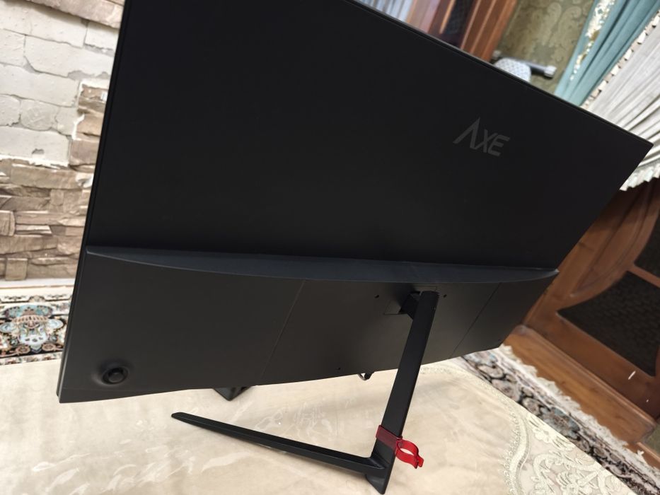 Monitor Axe 27 lik 75hz Flat Va 32 lik Rulls curved 165hz  sotiladi