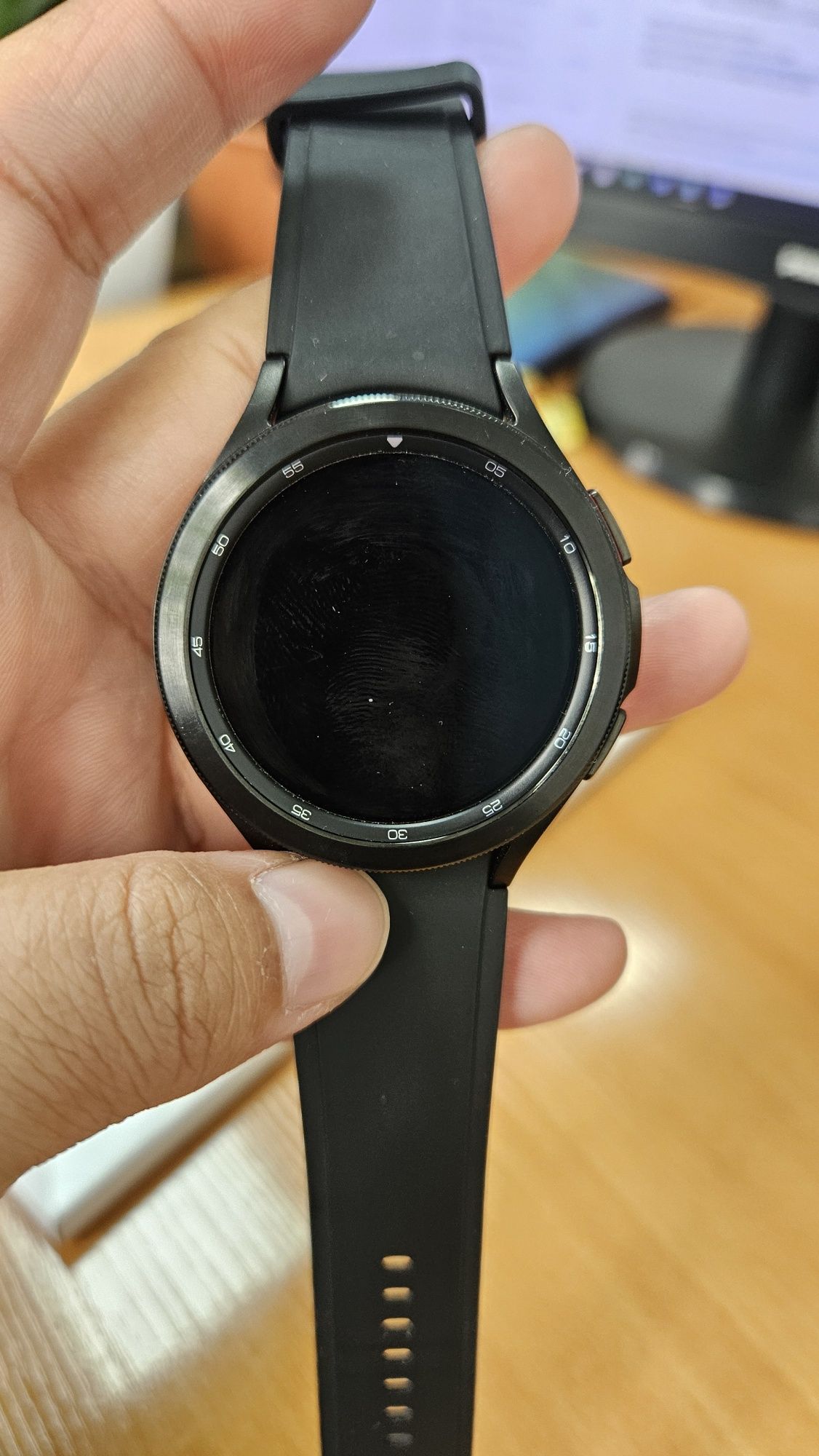 Смарт часы Galaxy watch4 classic