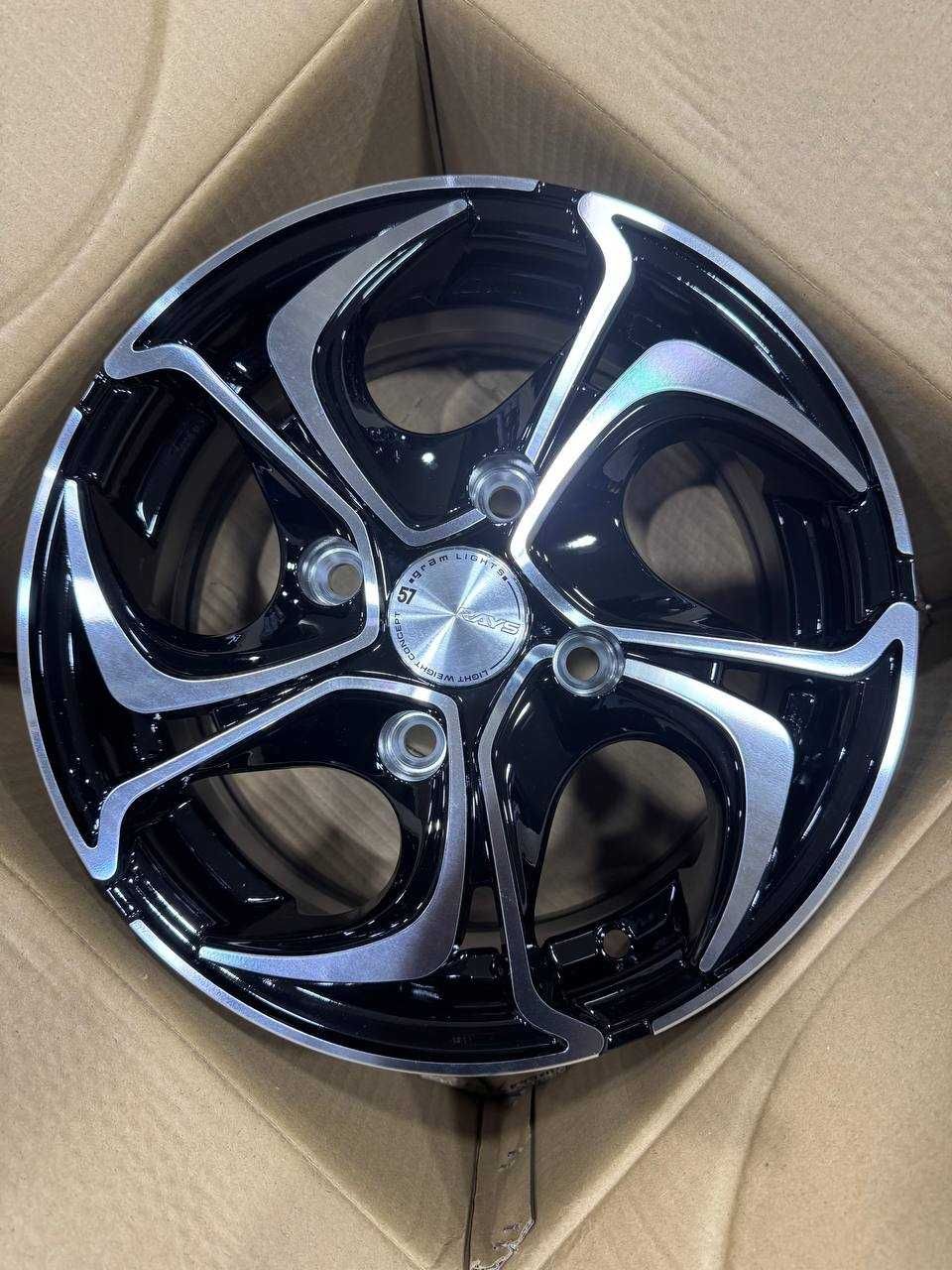 ASAMAN SAKA VOSSEN Diskalar 13R 5.5J 4/114