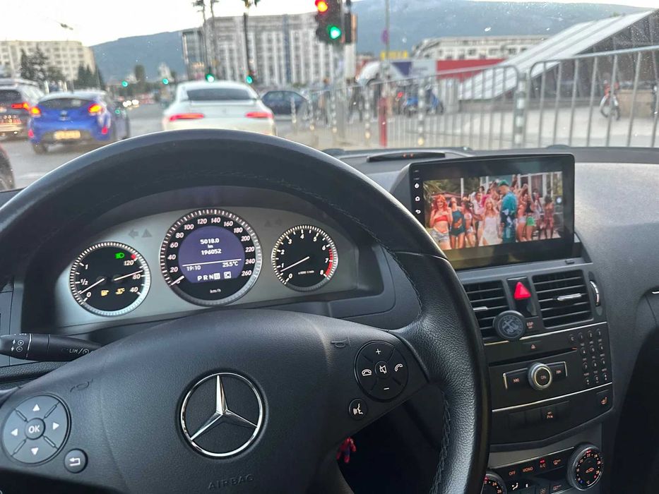 Navigatie GPS Android 15 Dedicata Mercedes C-Class W204 C200 C220