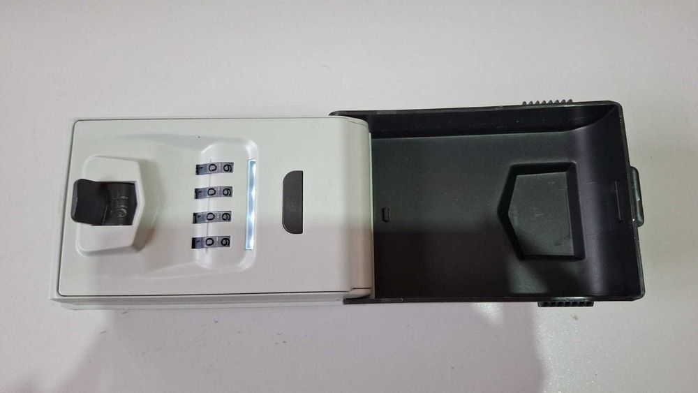 Cutie chei cu cifru ENONEO, montaj perete, negru si gri