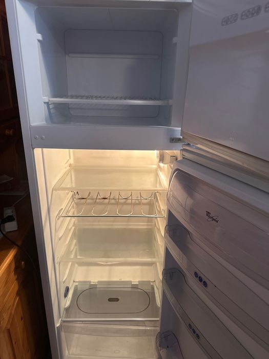 Frigider Whirlpool A Class