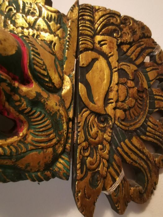 Антична балийска дървена маска на дракон