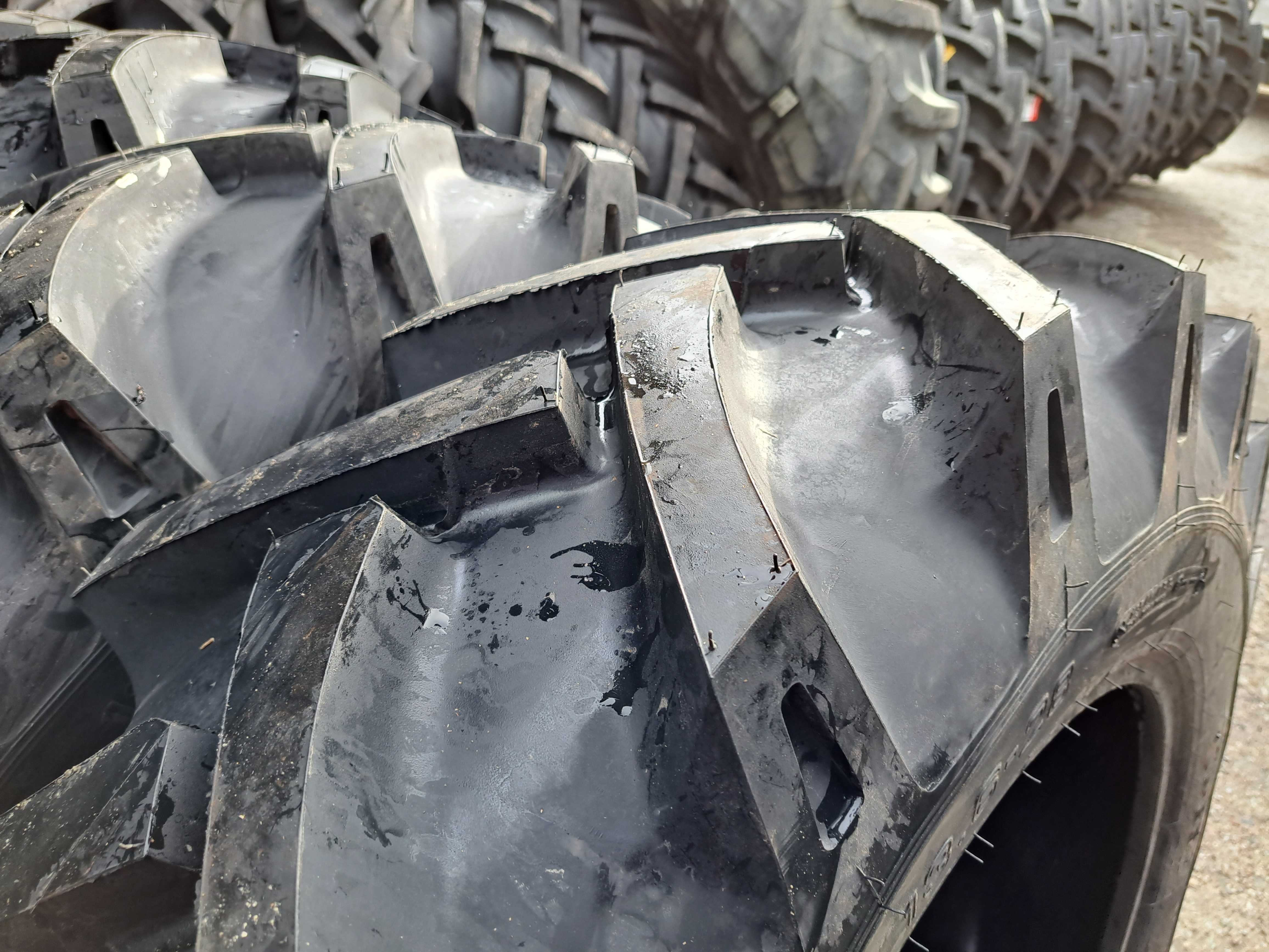 Cauciucuri noi 13.6-28 marca PETLAS cu 8 pliuri anvelope TRACTOR FIAT