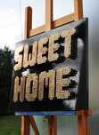Decoratiune - Tablou - SWEET HOME - 1034 suruburi - LED
