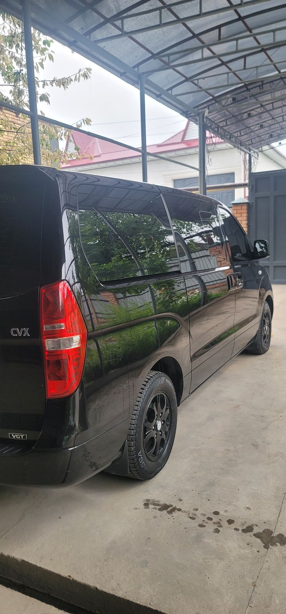 Hyundai Grand Starex