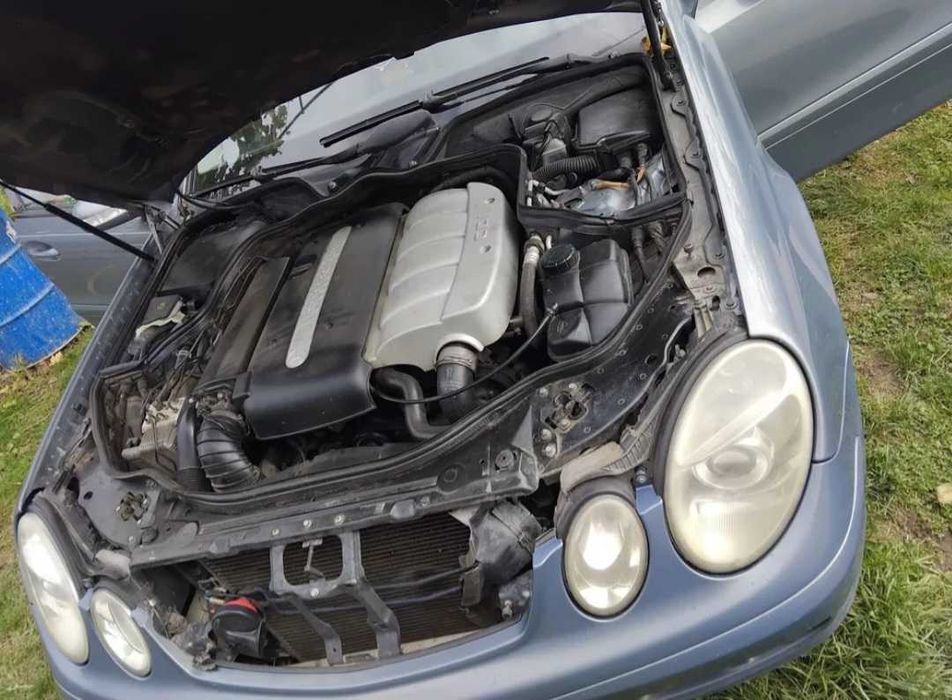 Mercedes E Class (W211 2.2 CDI)